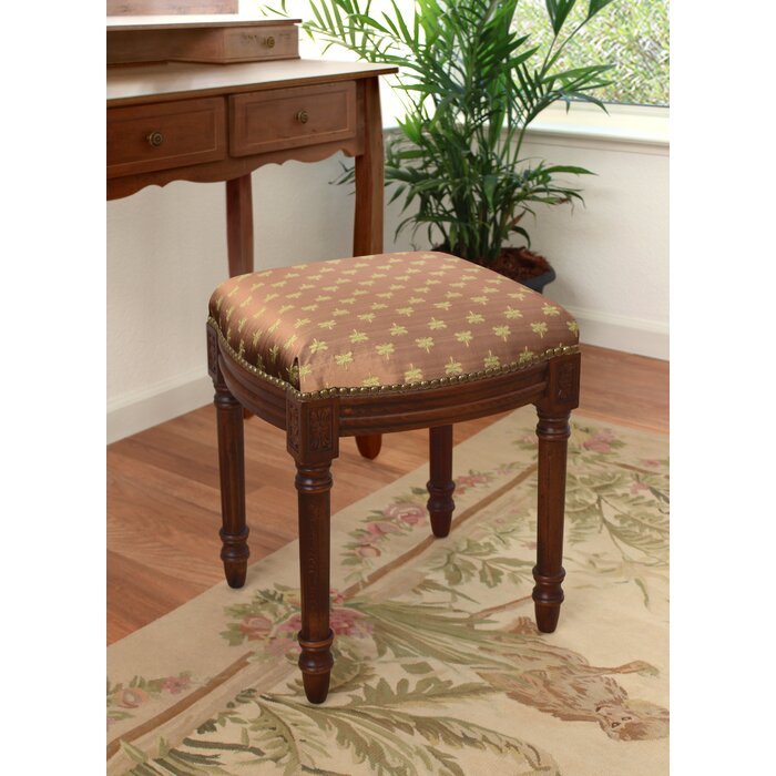 Kursi Stool Kayu Hollaway 1 Kursi Stool Kayu Hollaway