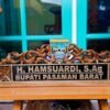 Papan Nama Meja Bupati