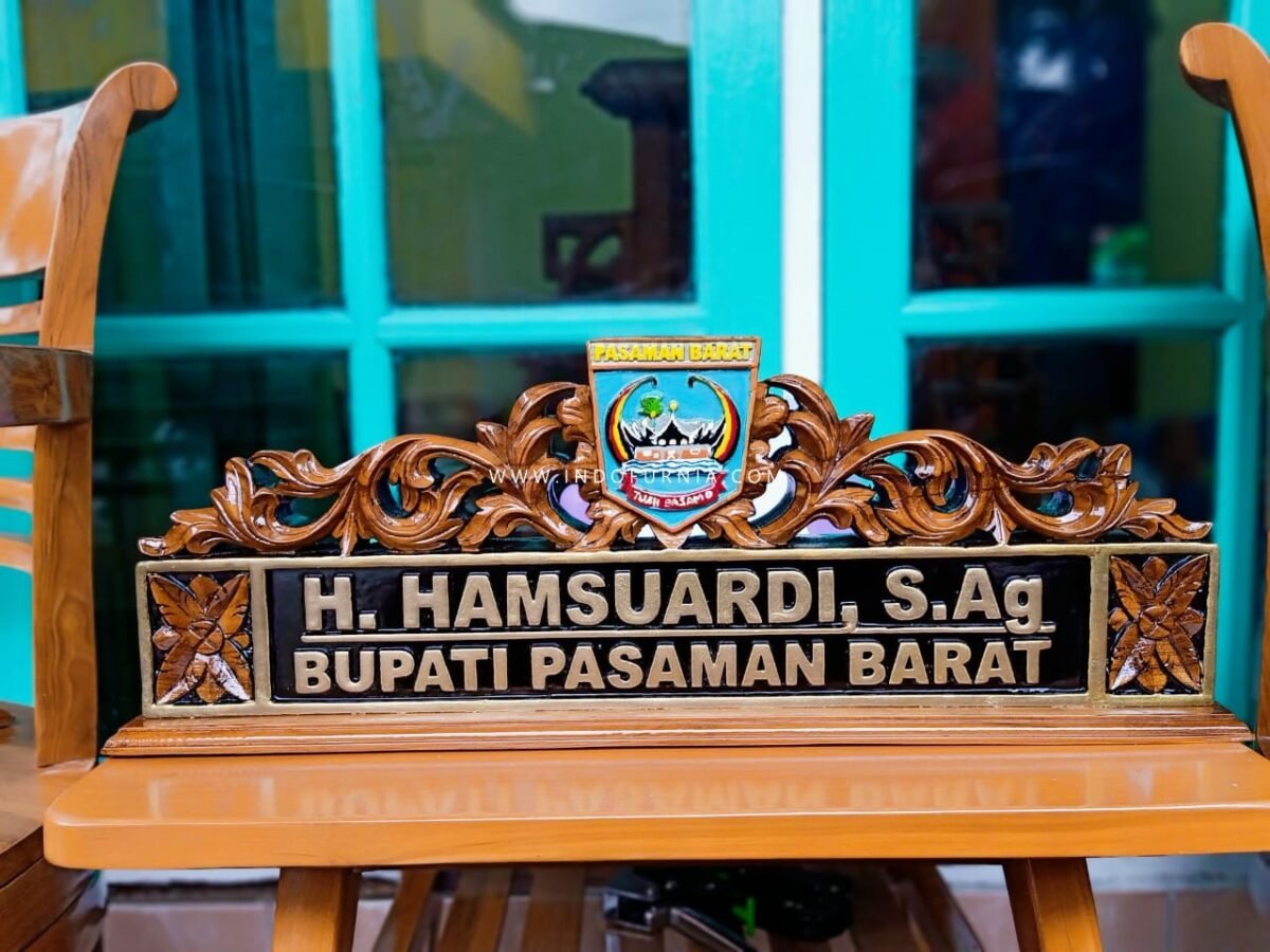 Papan Nama Meja Bupati 1 Papan Nama Meja Bupati