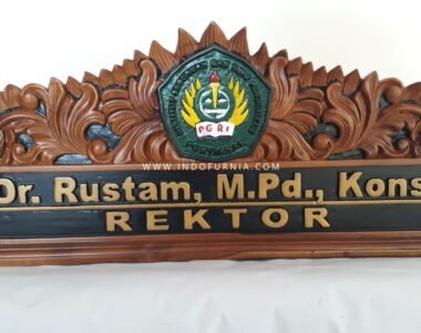 Papan Nama Meja Ukir Rektor