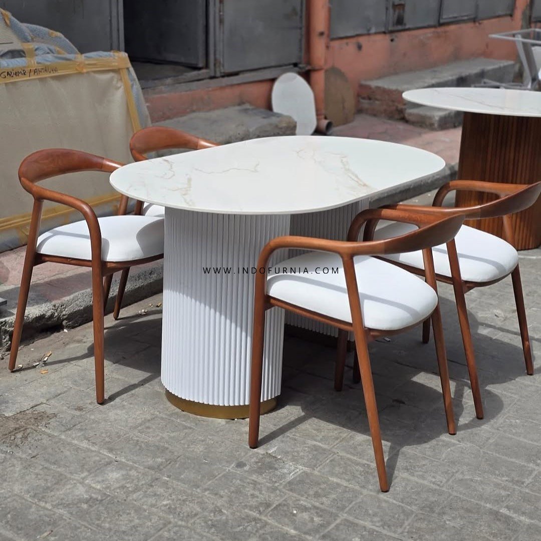 Set Meja Makan Marmer Oval 4 Kursi Cafe Minimalis Selly 1 Set Meja Makan Marmer Oval 4 Kursi Cafe Minimalis Selly